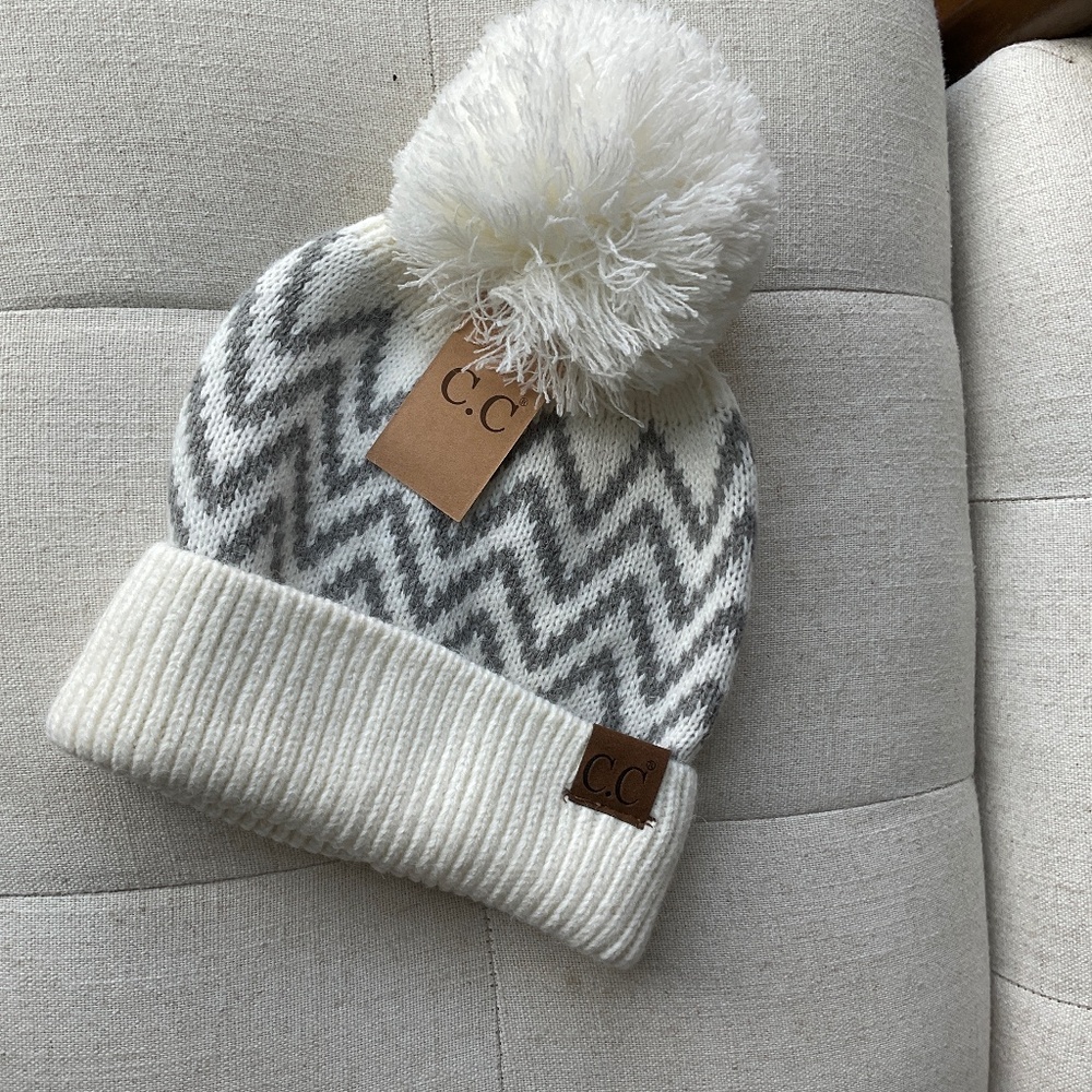 CC knit Pom hat
